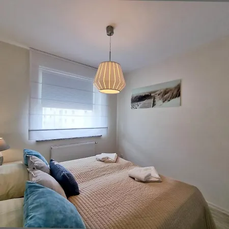 Visit Baltic - Kwartal Rozy Wiatrow 2 Sypialnie Parking Inclusive Sk28 슈비노우이스쳬